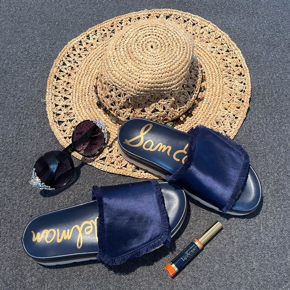 Sam Edelman “Mares” Navy Satin w/soft fringe *EUC* - Picture 1 of 4